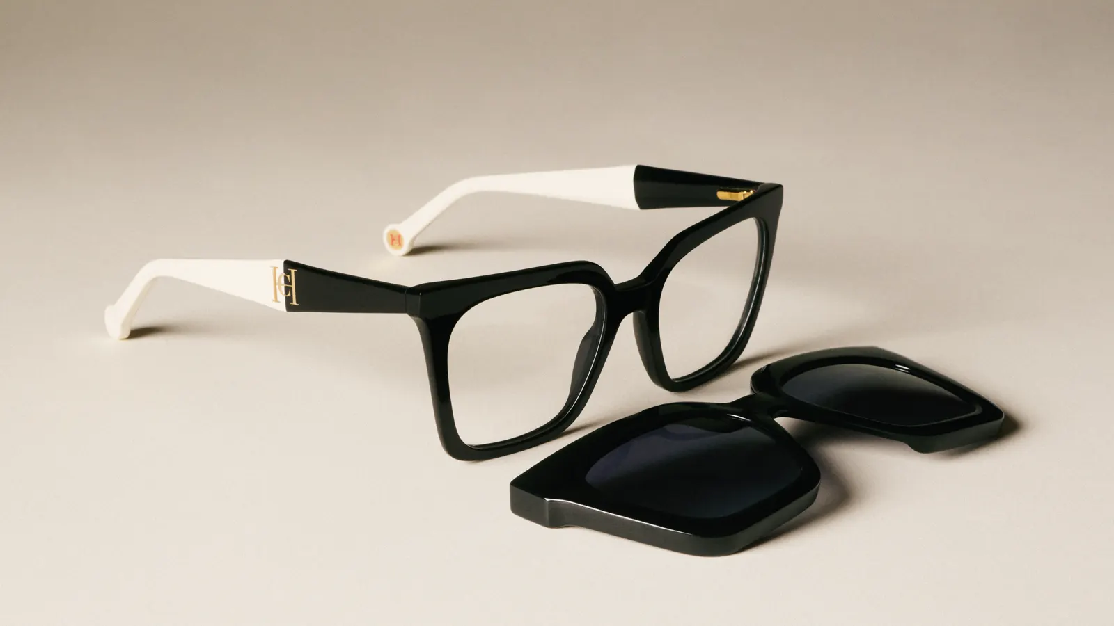Gafas de sol Carolina Herrera estilo aviador