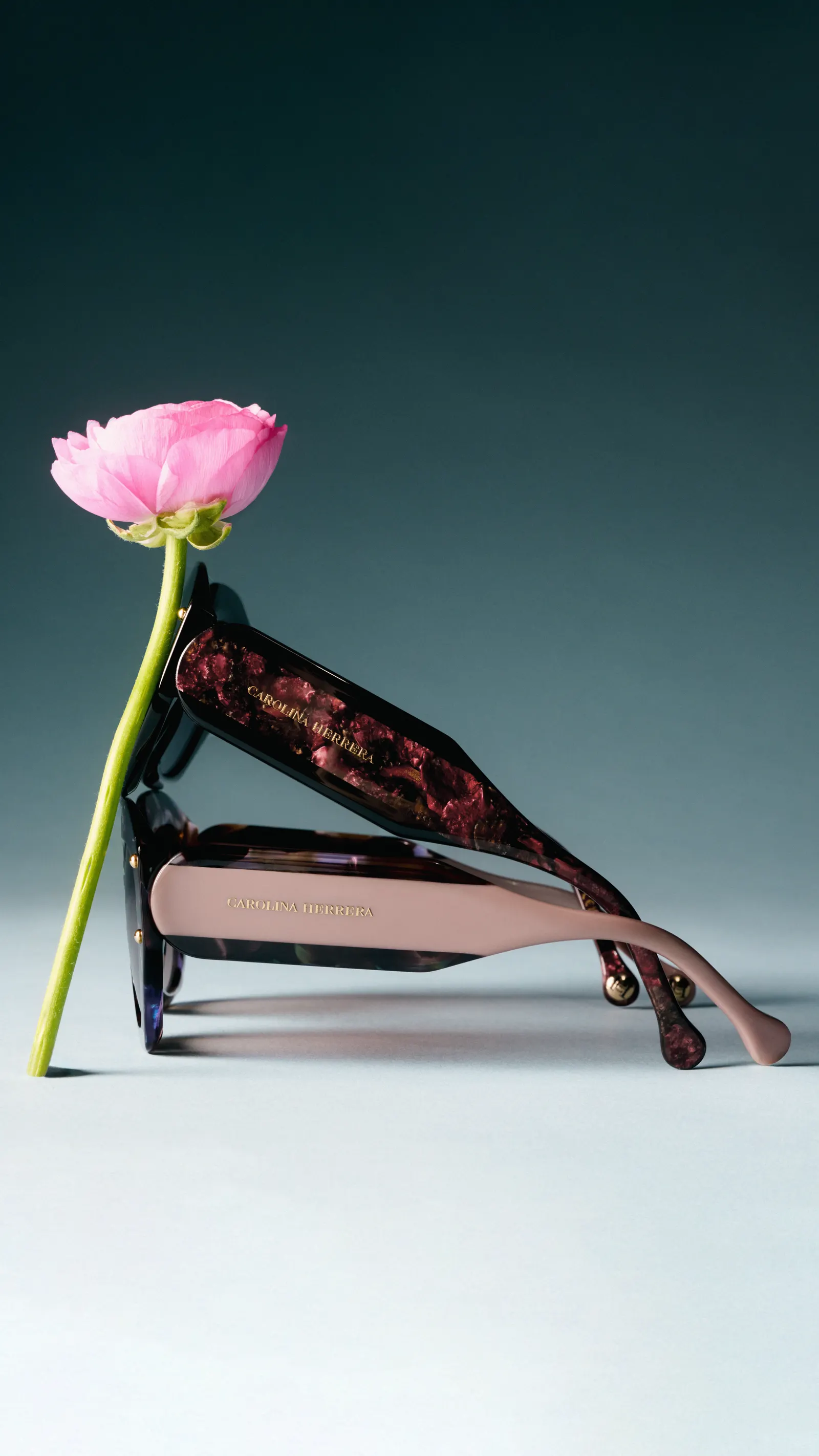 Gafas de sol cat-eye Carolina Herrera con lente degradada