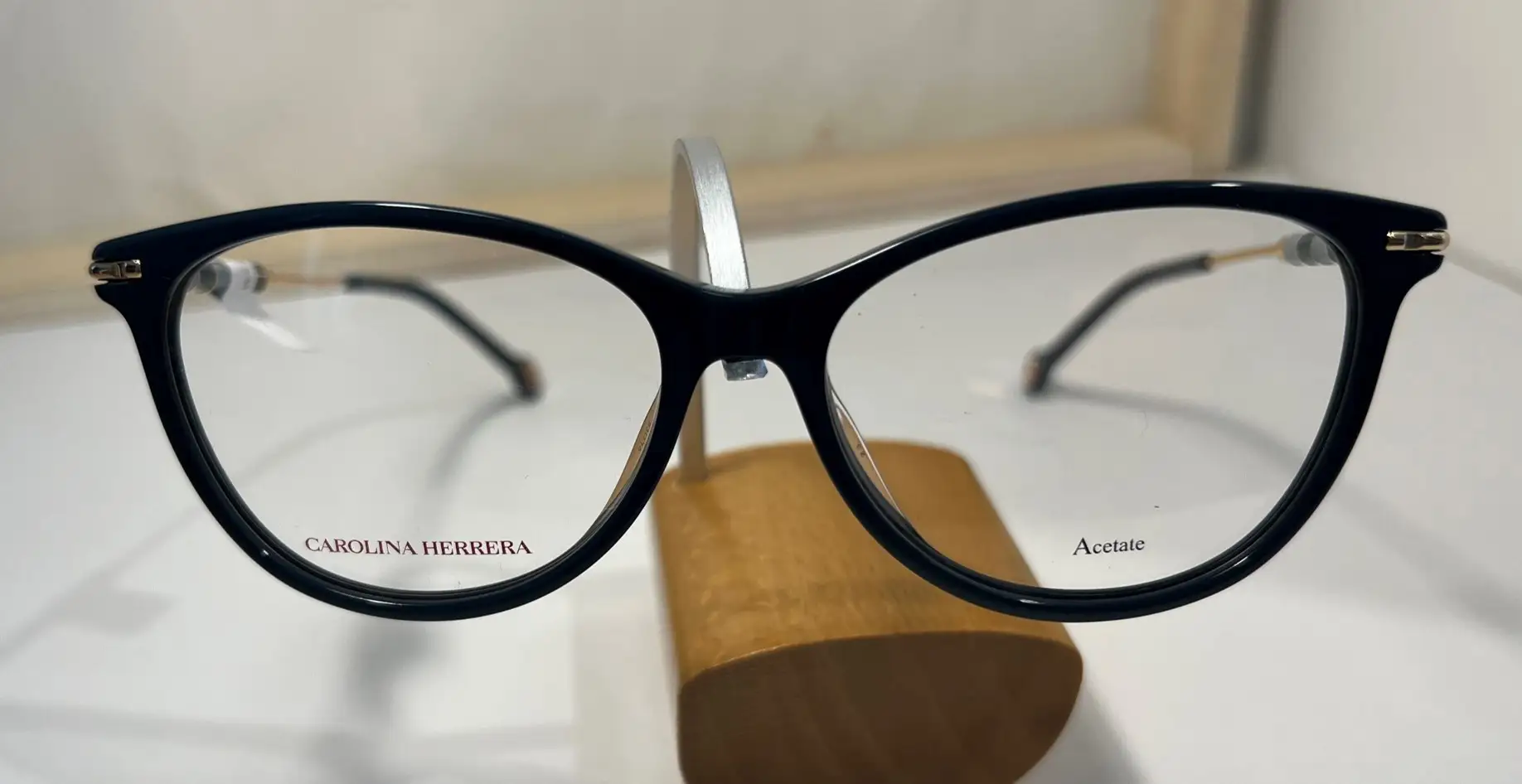 Lunettes Carolina Herrera modèle 064