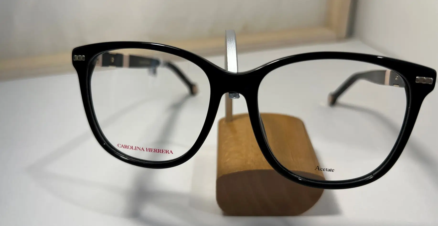 Lunettes Carolina Herrera modèle 065