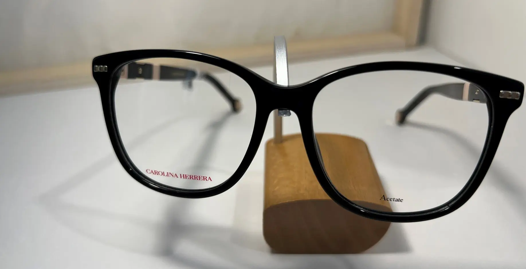 Lunettes Carolina Herrera modèle 067