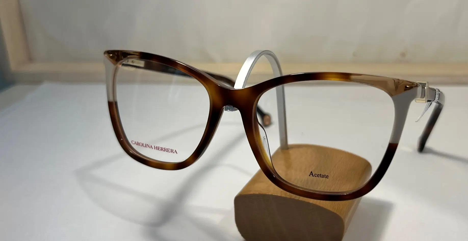Lunettes Carolina Herrera modèle 068