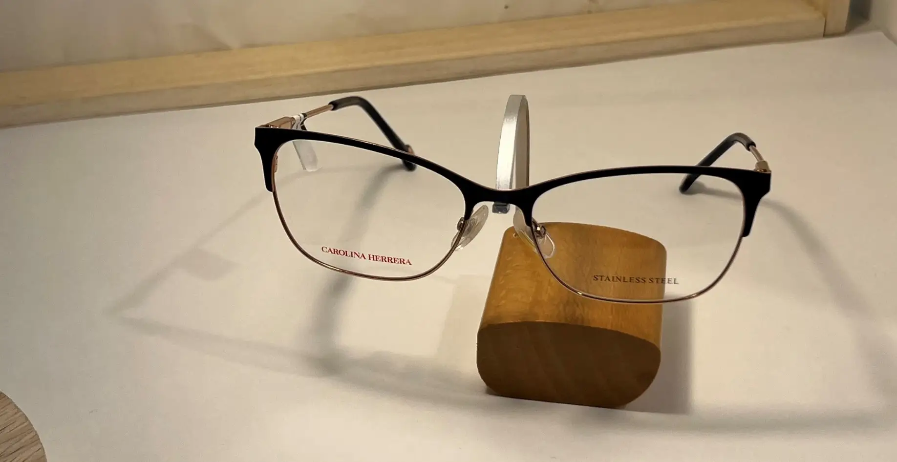 Lunettes Carolina Herrera modèle 071