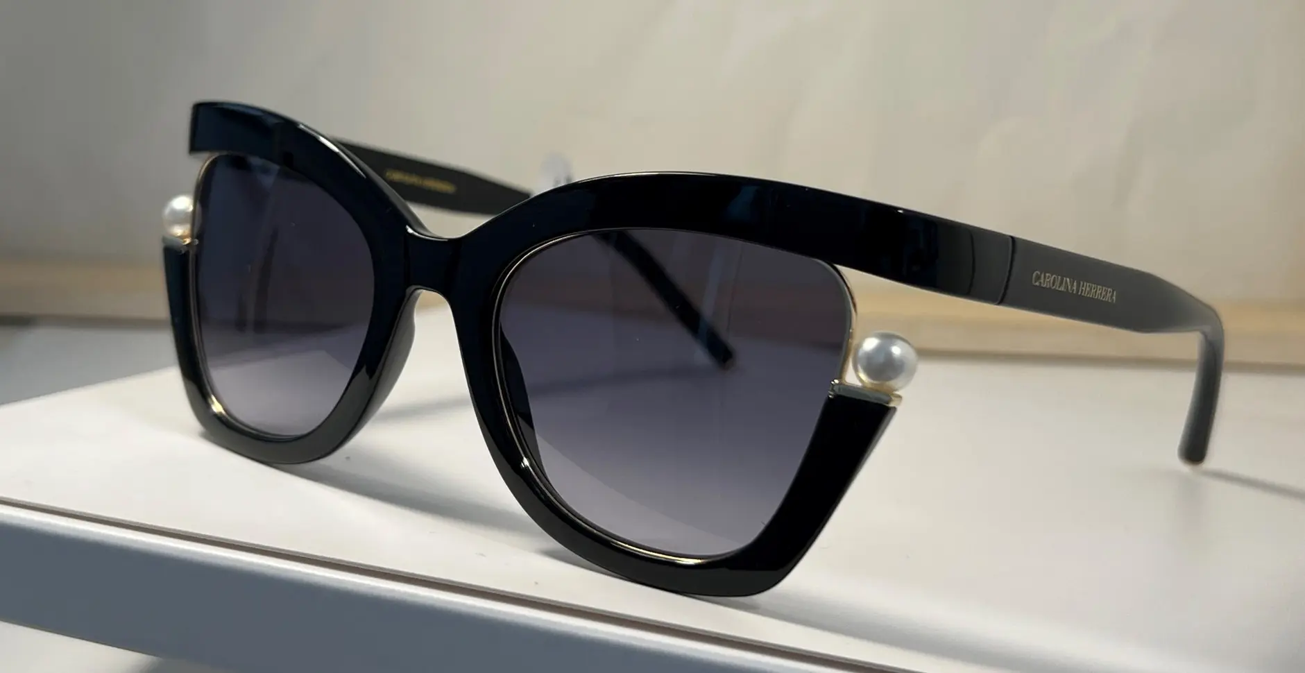 Lunettes Carolina Herrera modèle 148