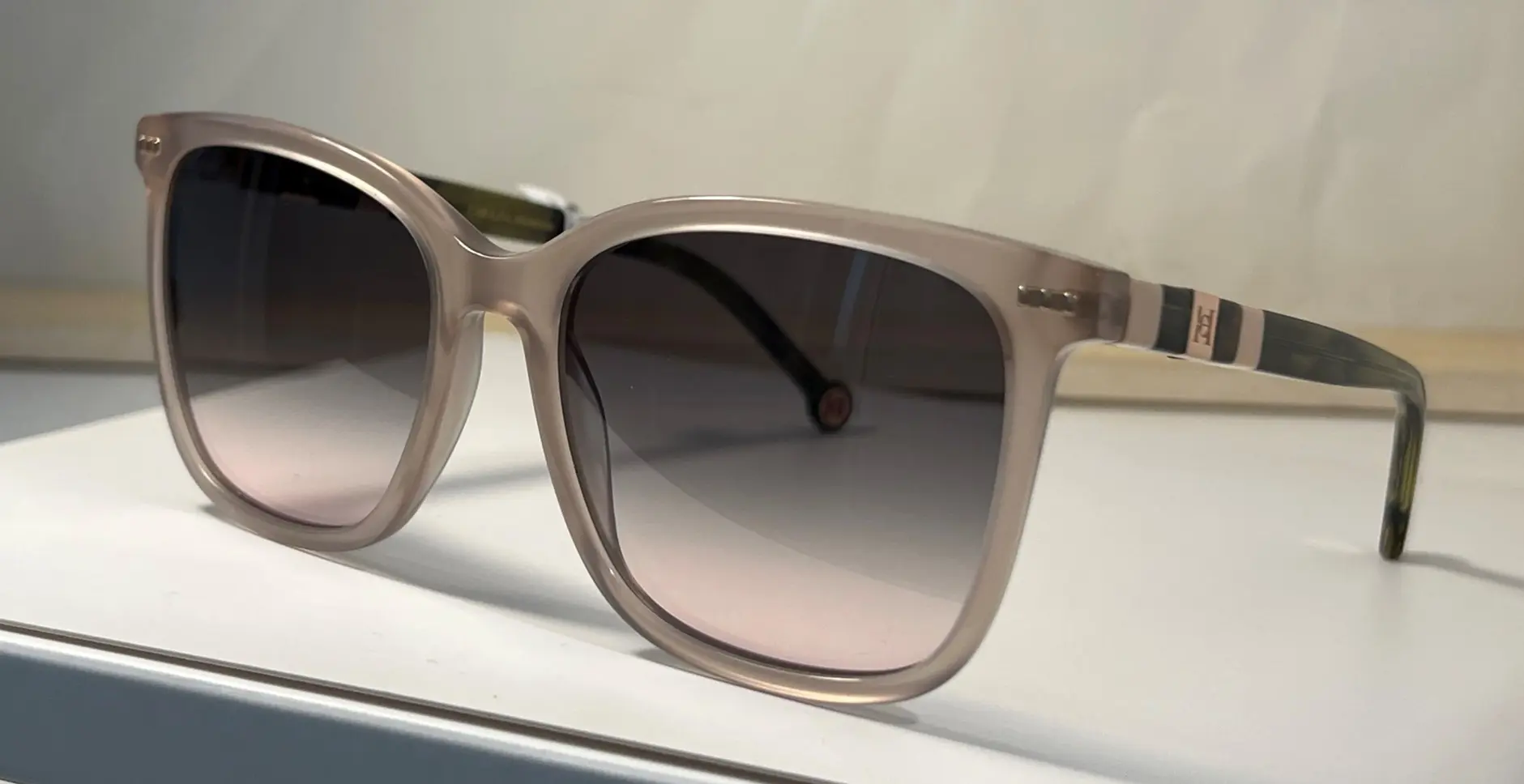 Lunettes Carolina Herrera modèle 152
