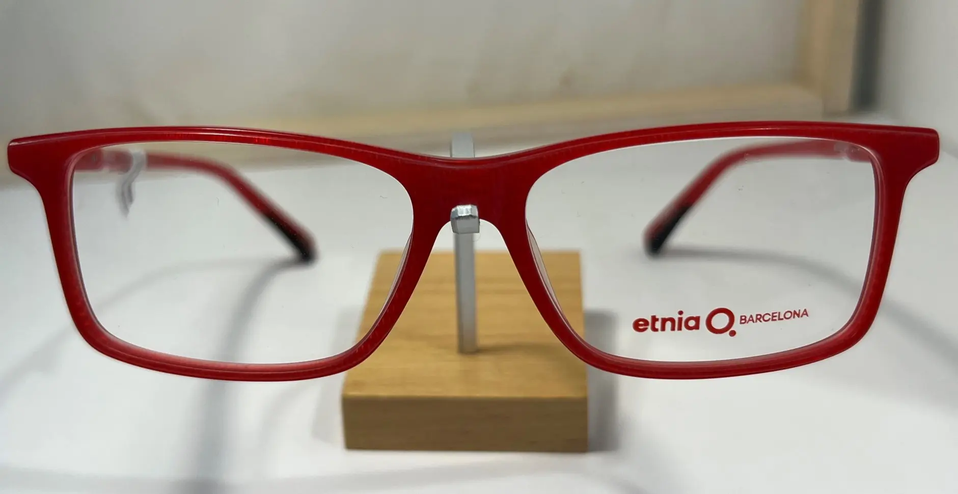 Lunettes Etnia Barcelona chez Optique Anaka