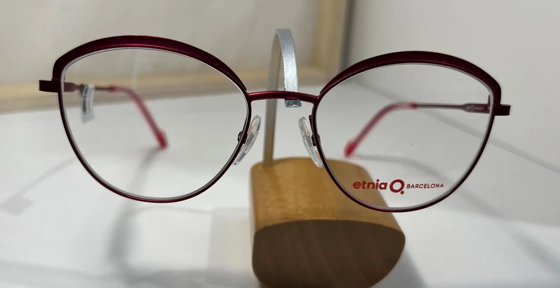 Lunettes Etnia Barcelona modèle 006 chez Optique Anaka