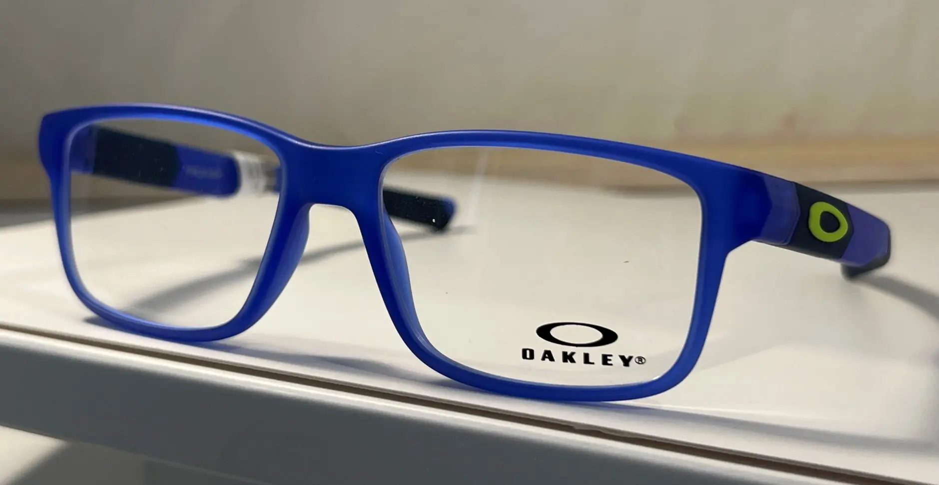 Lunettes Oakley chez Optique Anaka Gipuzkoa