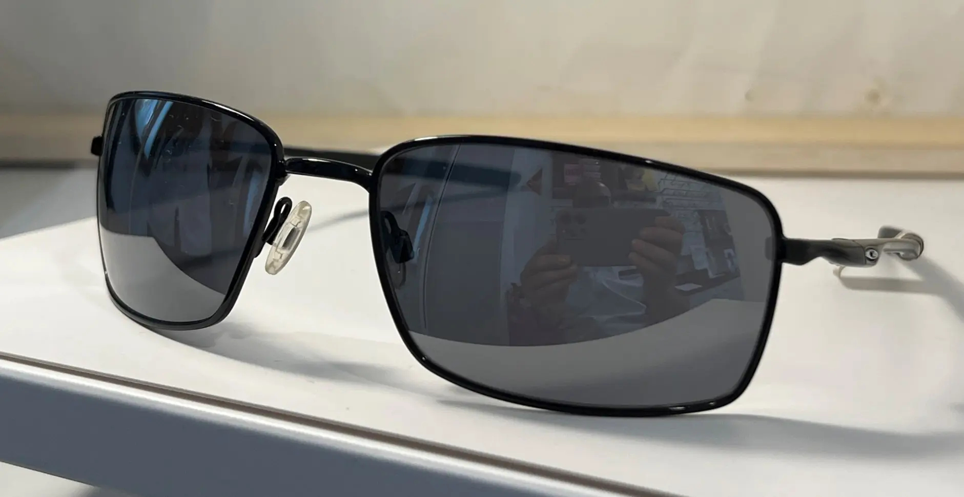 Lunettes Oakley modèle 130 chez Optique Anaka