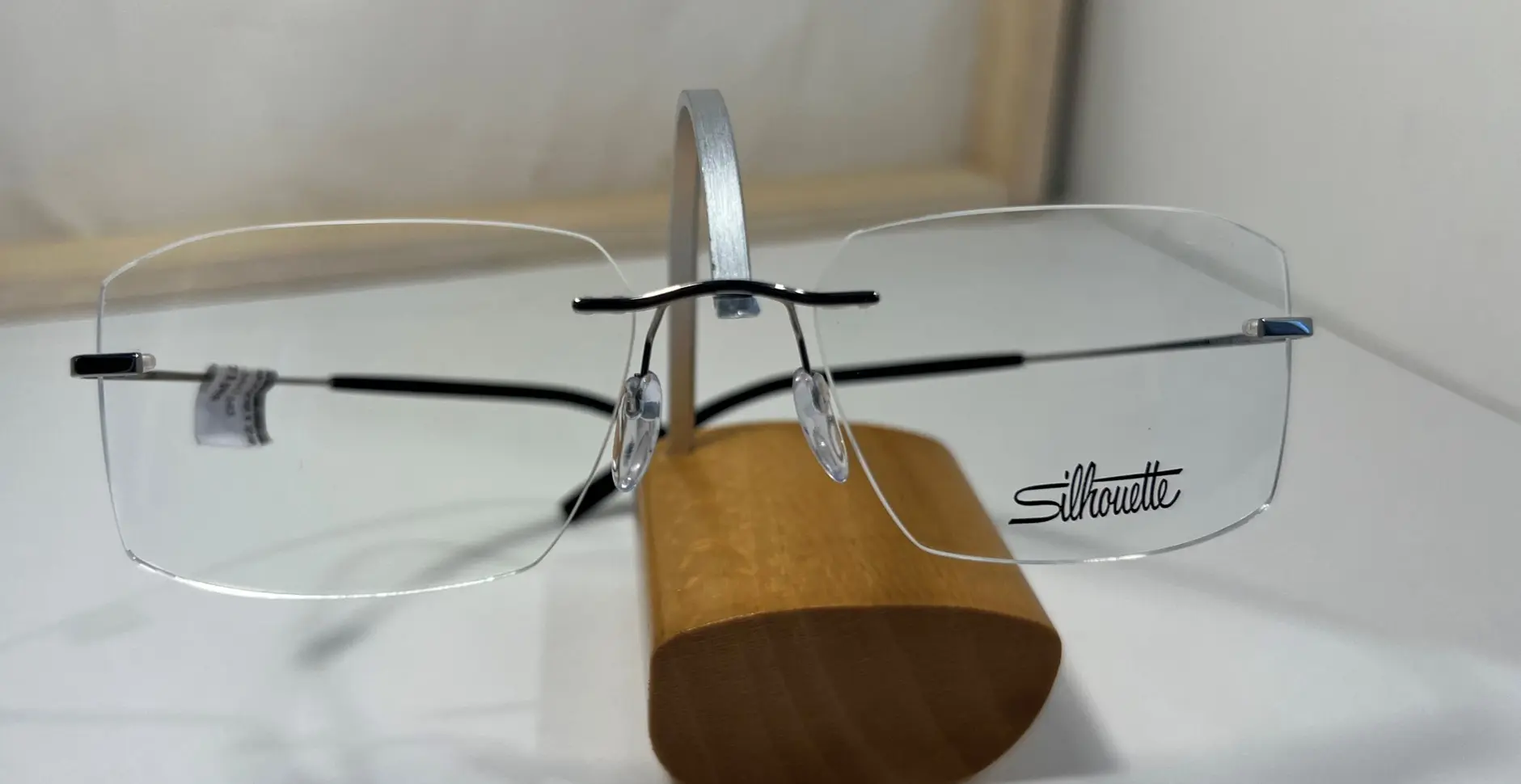 Lunettes Silhouette modèle 037 chez Optique Anaka Irun