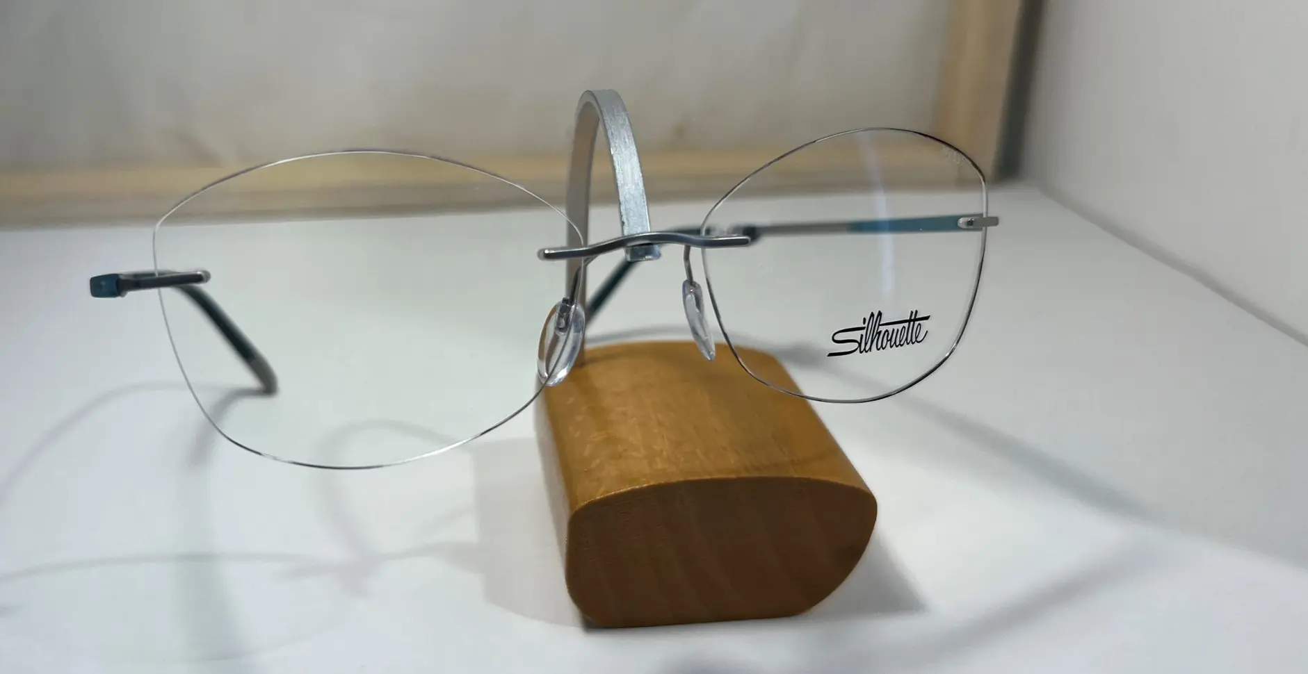 Lunettes Silhouette modèle 045 chez Optique Anaka Irun
