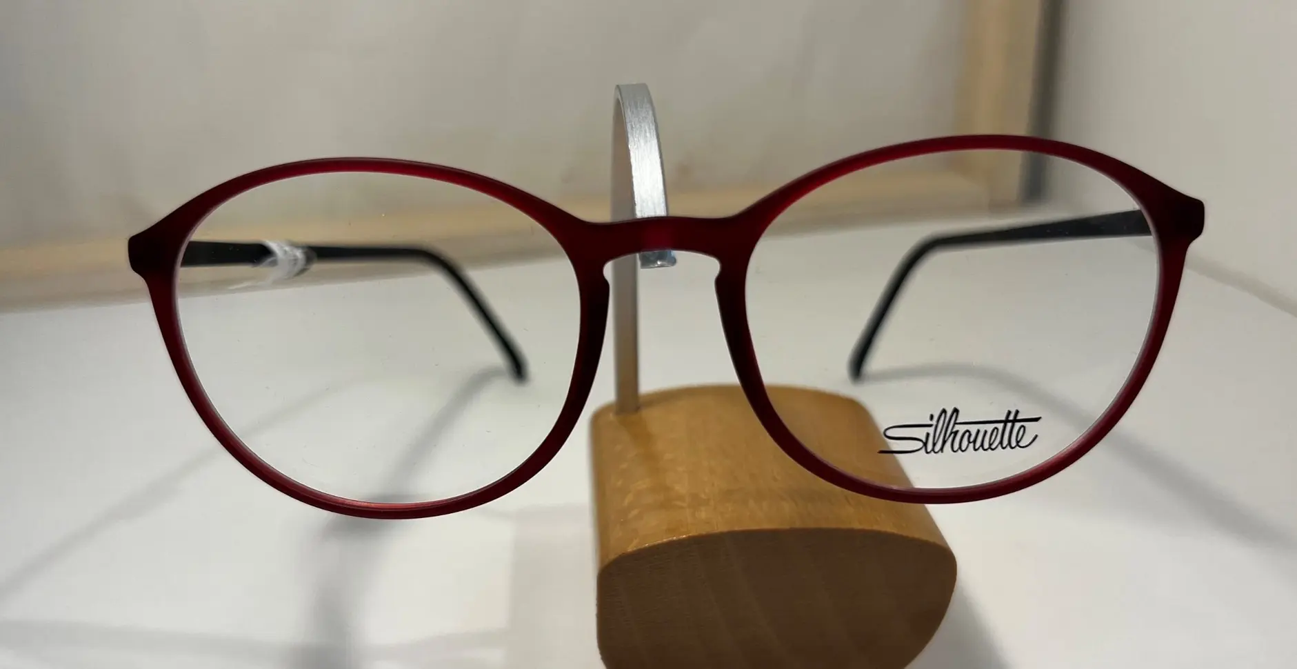 Lunettes Silhouette modèle 054 chez Optique Anaka Irun